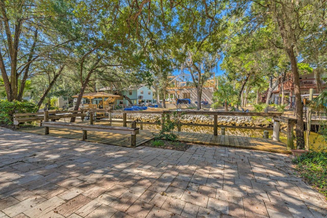 Canalfront Homosassa Escape With Private Dock! Kültér fotó